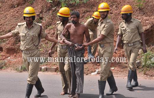 mad man creates tension in Nanthoor